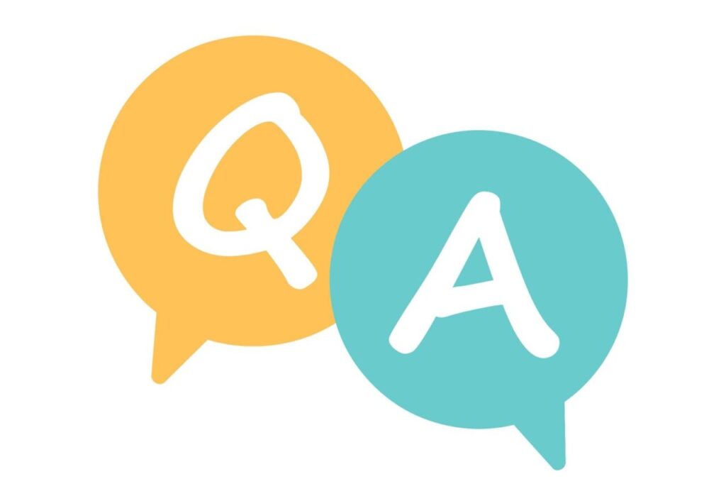 Qと書かれた吹き出しとAと書かれた吹き出し